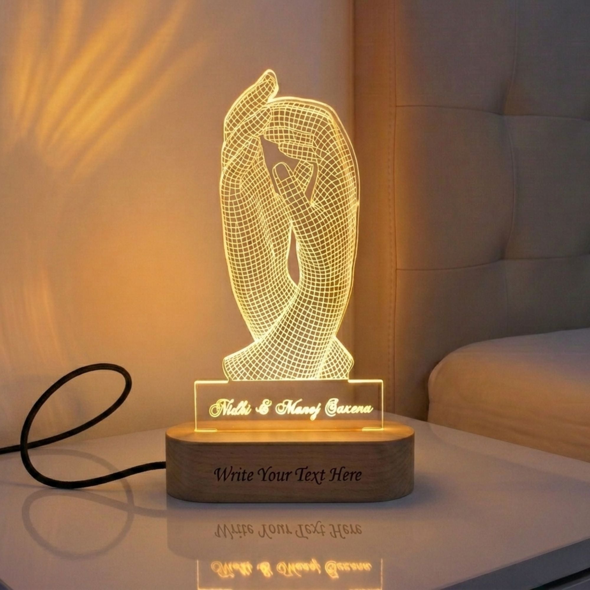 Shayona Gift Shop-Personalized Holding Hands 3D Acrylic LED Night Light – Custom Name Couple Lamp with Engraved Wooden Base, Romantic Anniversary, Wedding & Valentine’s Day Gift