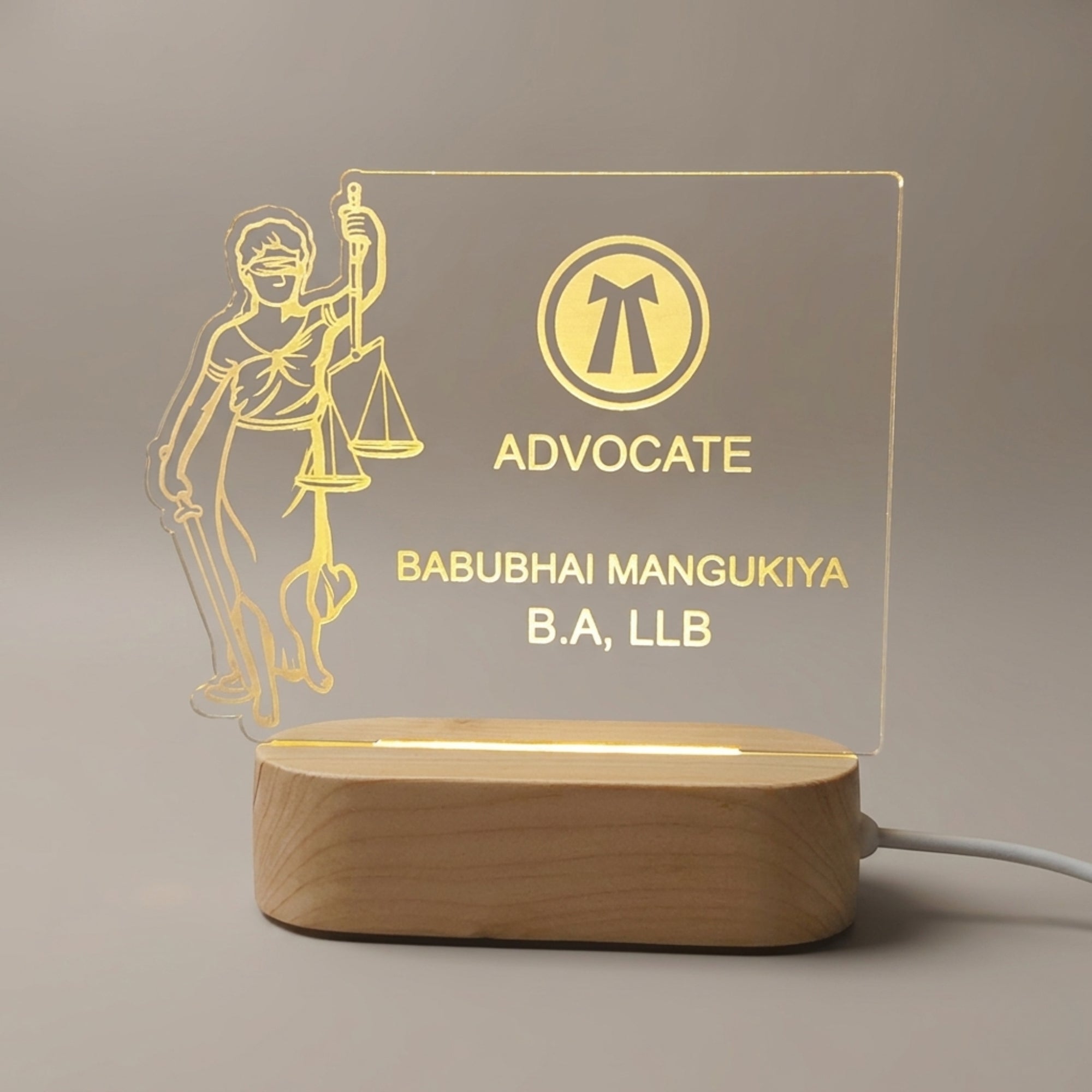 Shayona Gift Shop-Custom Engraved Lawyer LED Desk Lamp with Lady Justice - Personalized Law Degree & Advocate Gift