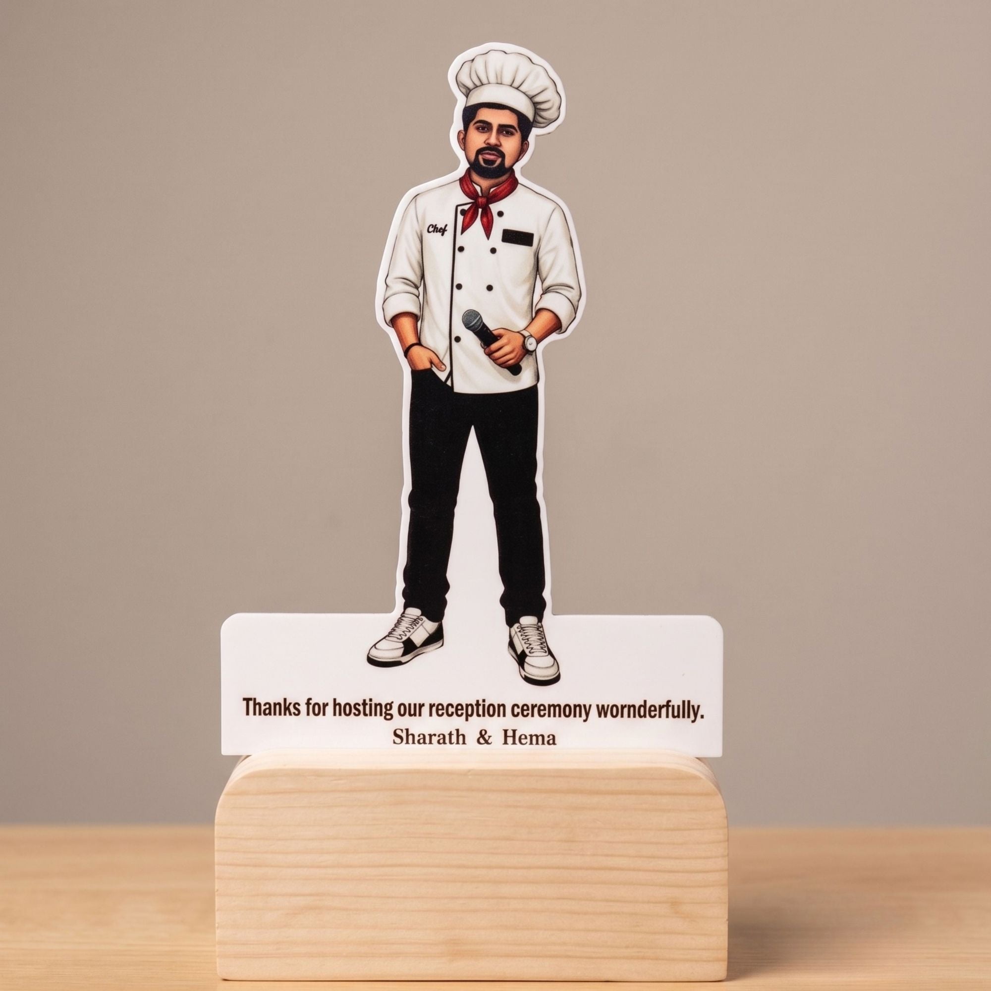Shayona Gift Shop Personalized Chef & Event Host Caricature Wooden Standee | Custom  photo Frame Gift for Masterchef, Anchor & Caterer