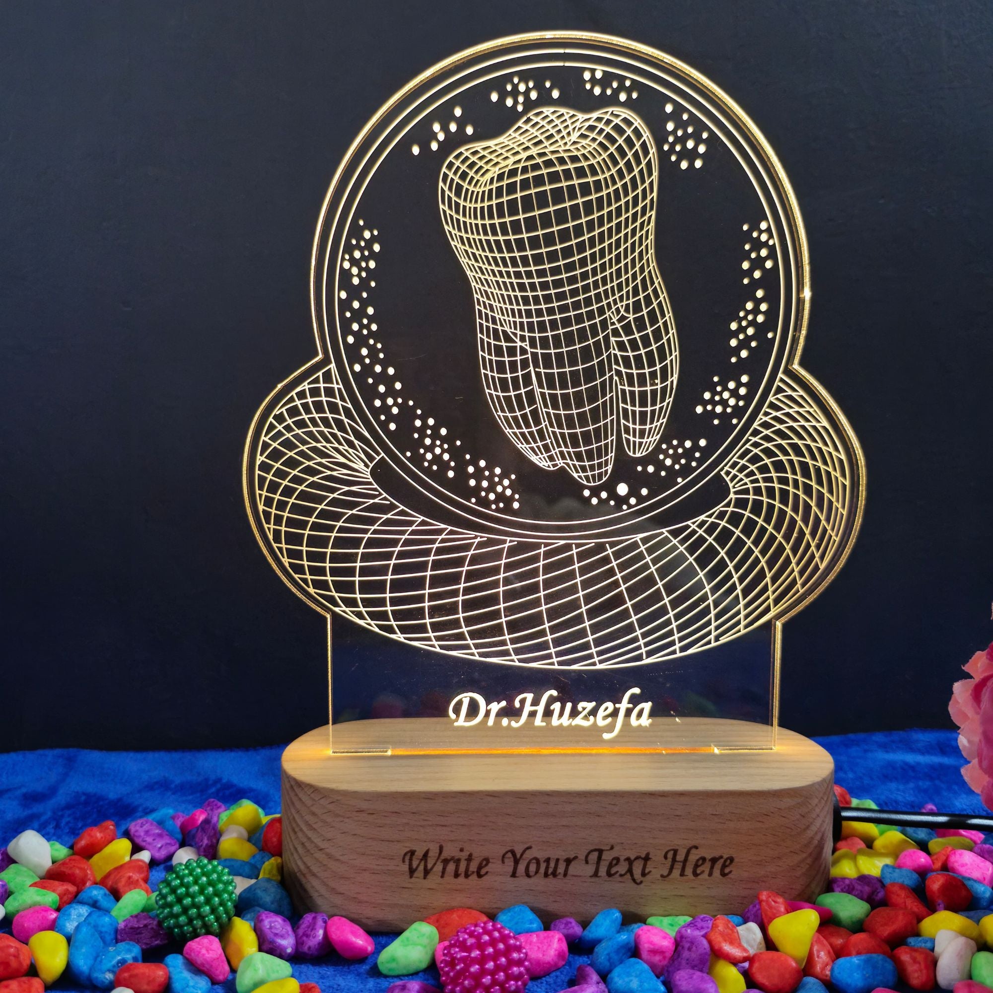 Shayona Gift Shop-Personalized Dentist Tooth Emblem 3D Acrylic LED Night Light | Custom Doctor Name Engraved Desk Lamp with Wooden Base | Professional Gift for Dentists, Dental Surgeons & Students